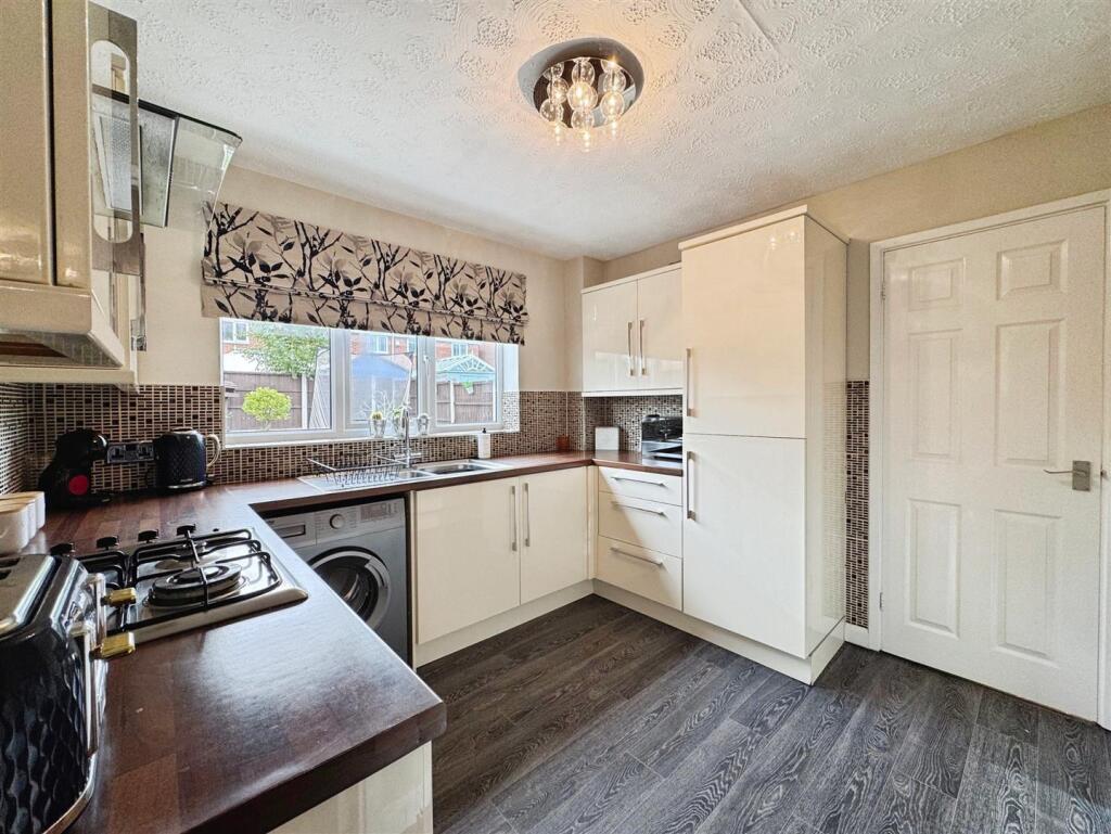 9e421ac0--4893-922D-07EBF2A81217-26642-0000110EFB4