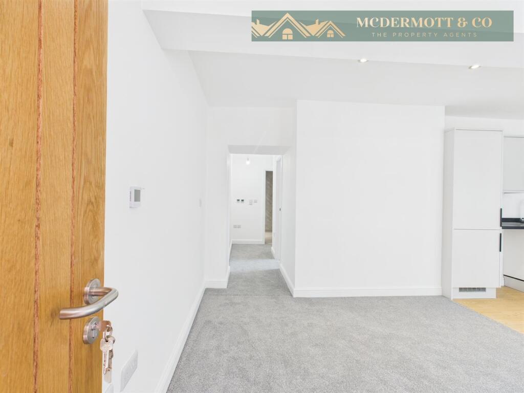 APARTMENT 47