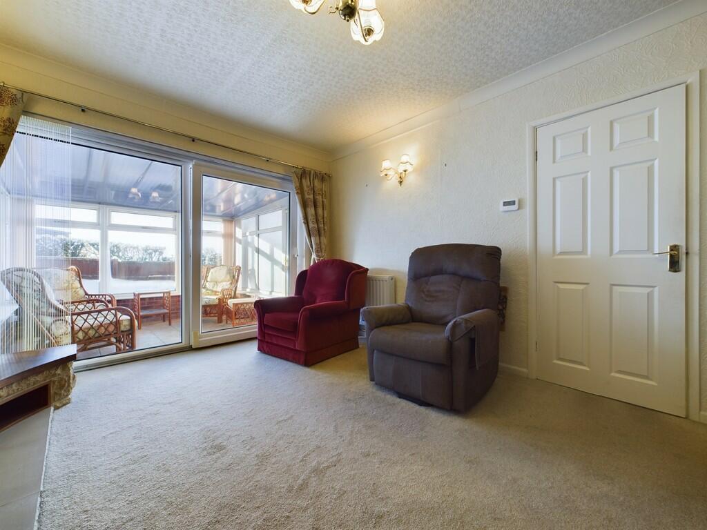 CAM04273G0-PR0042...