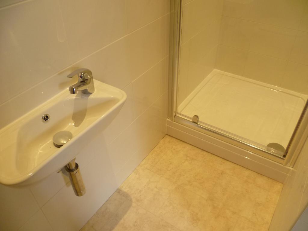 Shower Room/WC