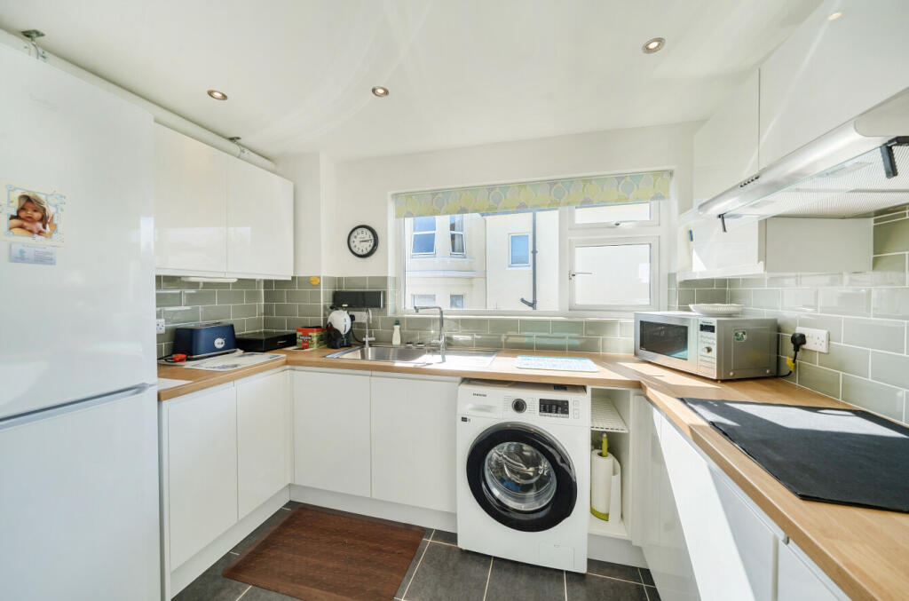 1349749-8-68beead...