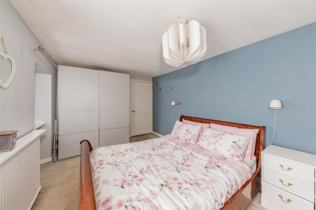 27 East Hemming Street Letham-10.JPG