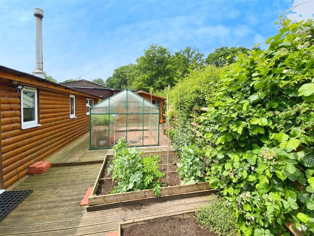 dcede2a8--4AFE-AEEE-91FDDEBB4146-10074-0000051A242