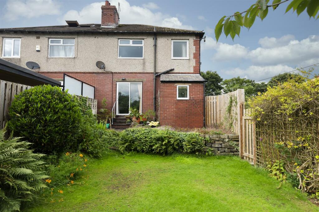 Bramleys Estate Agents - Exley Lane - Halifax (35)