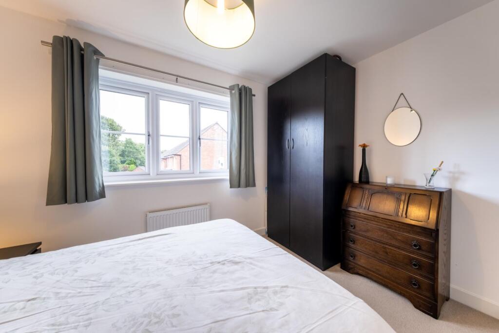 30 Thistle Close-040.jpg