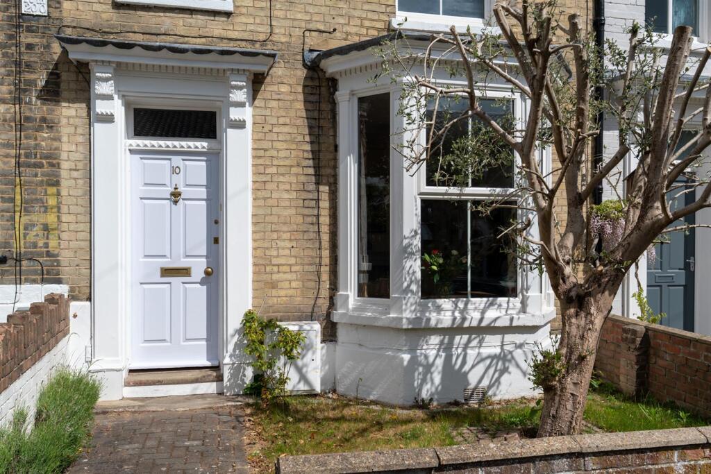 10SandringhamRd-007.jpg