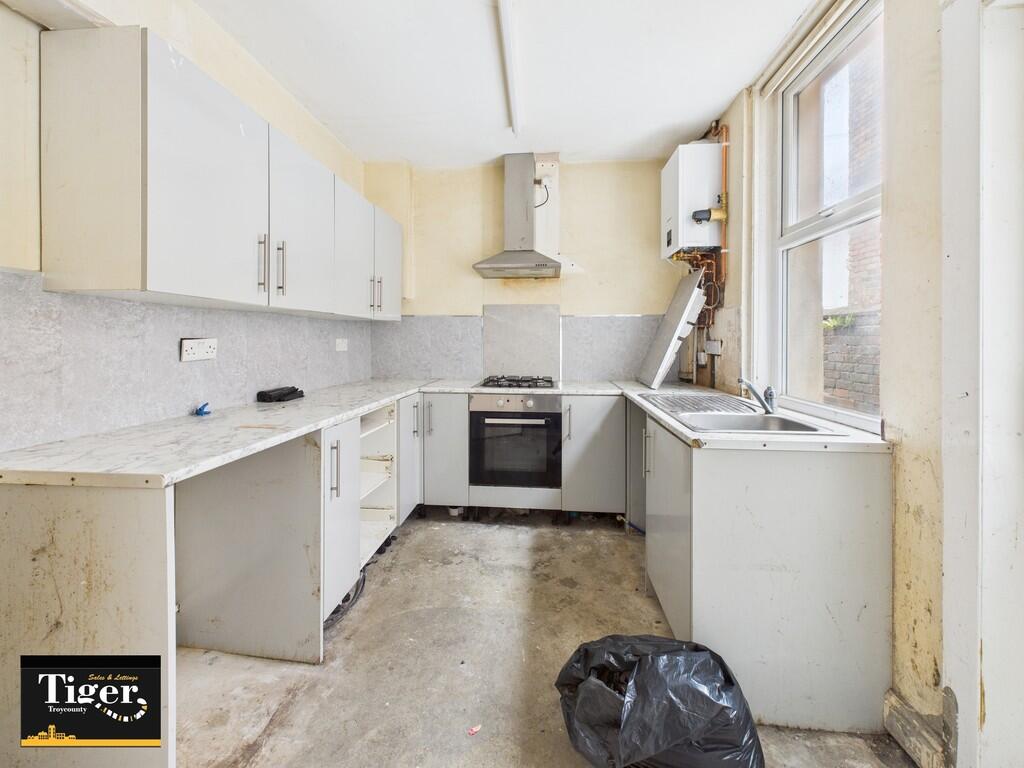 CAM03440G0-PR0411...