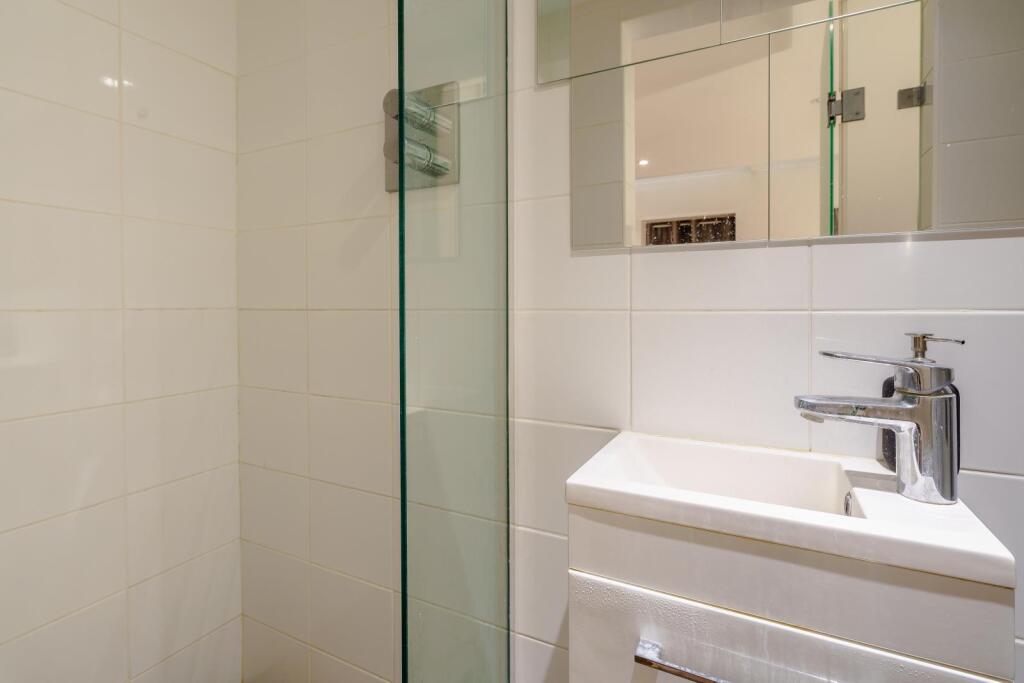 8407023-interior17-800.jpg