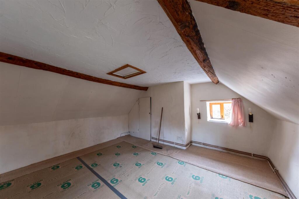 Castle Side Cottage-014.jpg