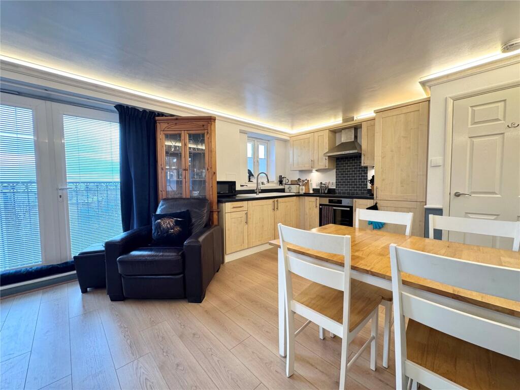 Farnborough Road, Farnborough, Hampshire, GU14