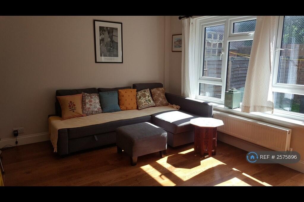 Lounge 2