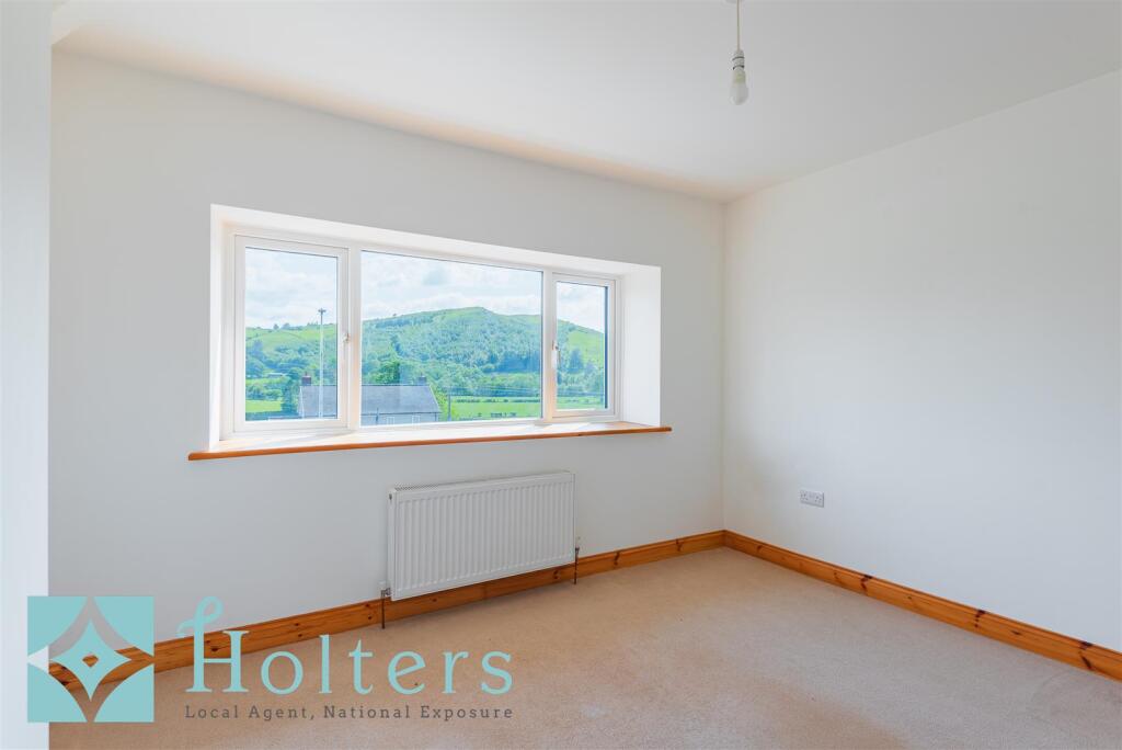 Byrynawel, Foel-02.jpg