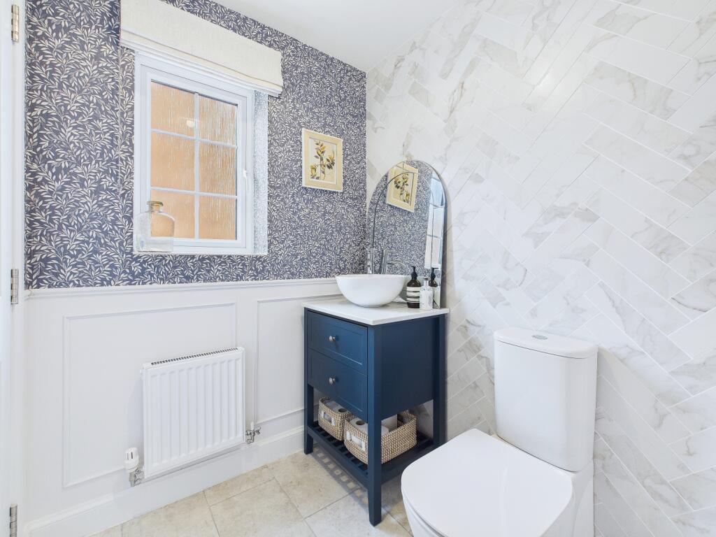 CAM03162G0-PR0107-STILL020