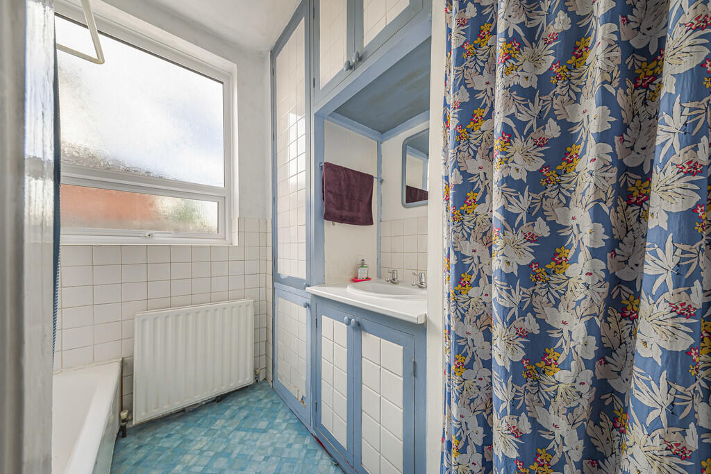 Bathroom (2)
