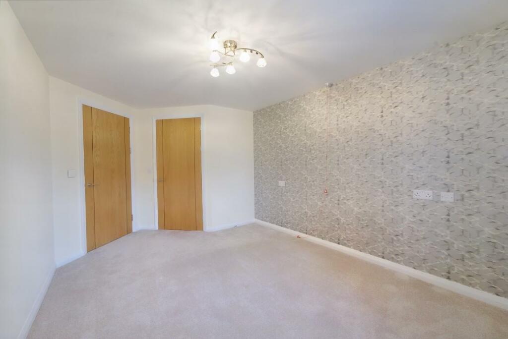 8541170-interior15 (Medium).JPG