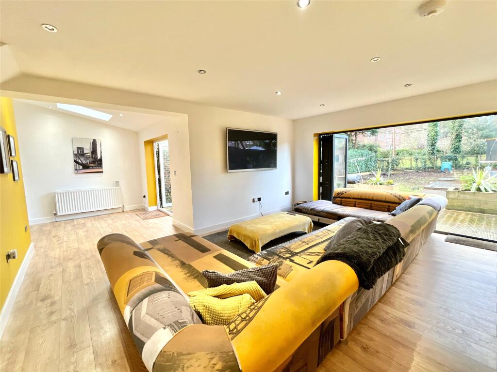 Kitchen/Diner/Family