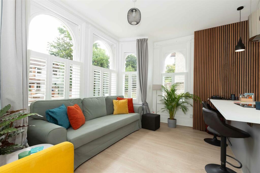 1 143 Heene rd_3.JPG