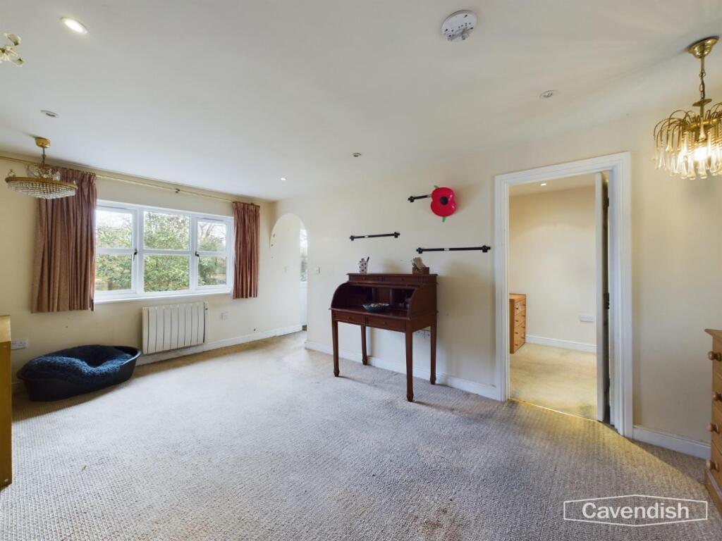 LIVING ROOM/DINING AREA