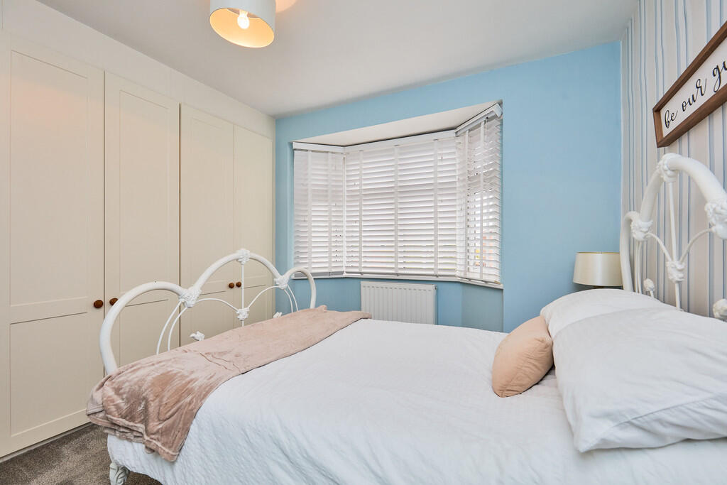 Edward Knight 202...