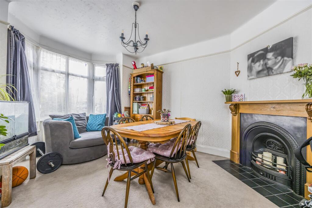 12 Cosham Park Avenue, Cosham-PorticoMarketing-Sol