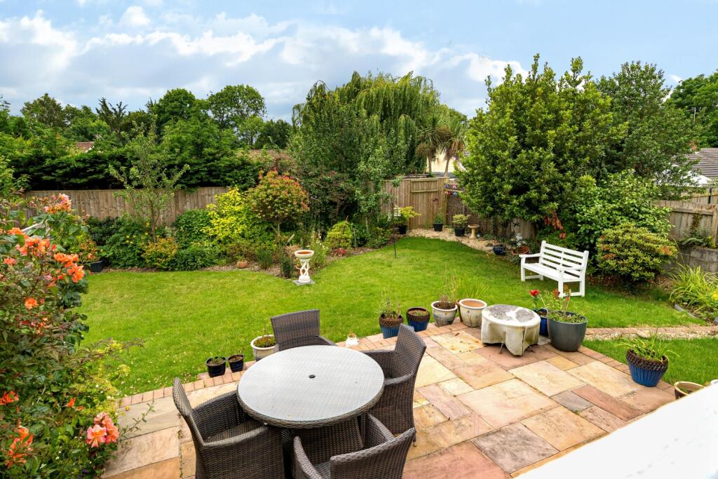 1311935-21-685097c14a901