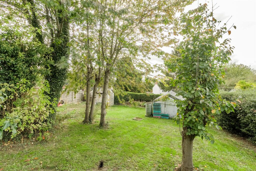 23 Coleshill Road, Hartshill