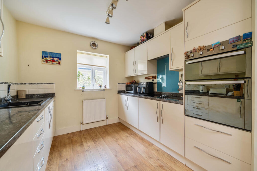 1331841-15-68a32c...