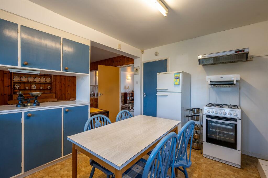 21 Hollow Lane 24 21.jpg