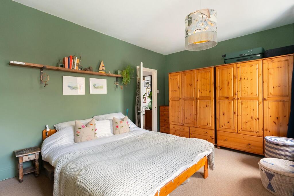 0R6RFS - Bedroom G.jpg