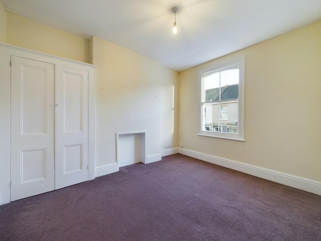 CAM02089G0-PR0381...