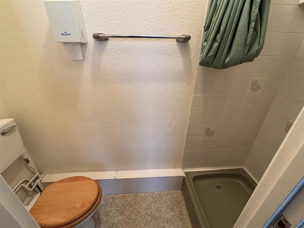 En-Suite Shower Room