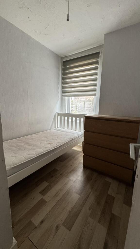 3-Bedroom Flat in Tottenham