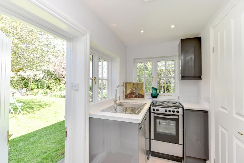 WhiteCottage-16