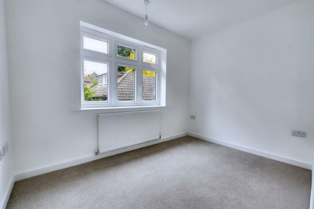 Bedroom 4.jpeg