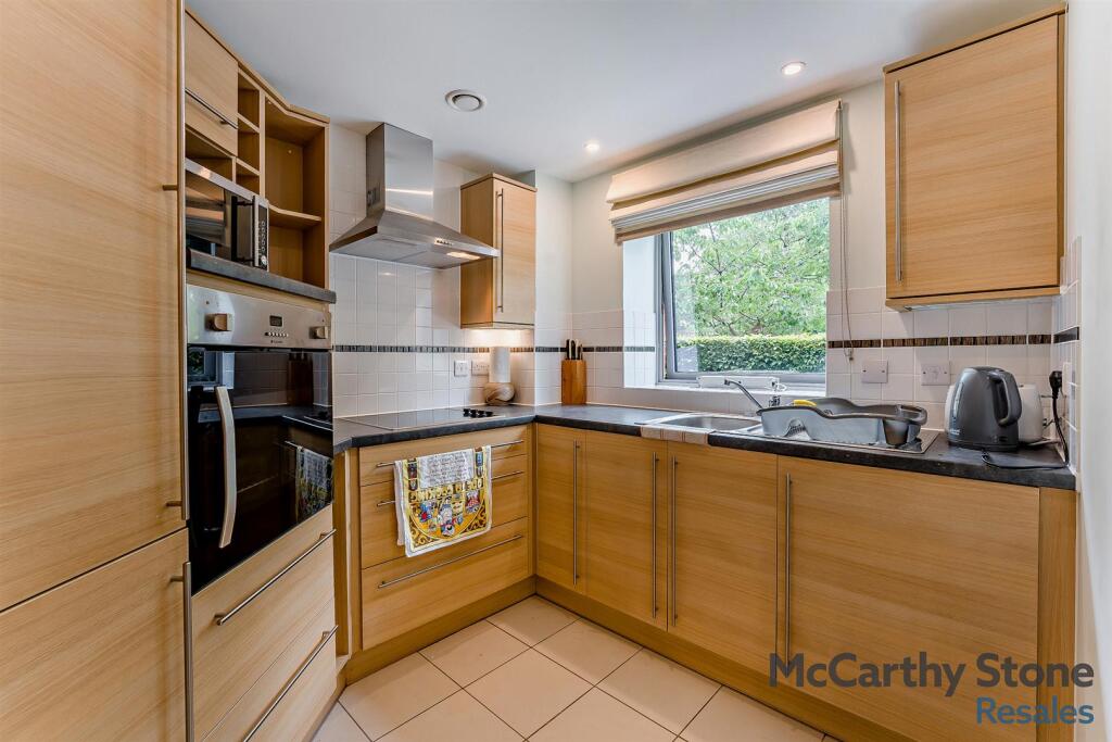 8654559-interior02-800.jpg