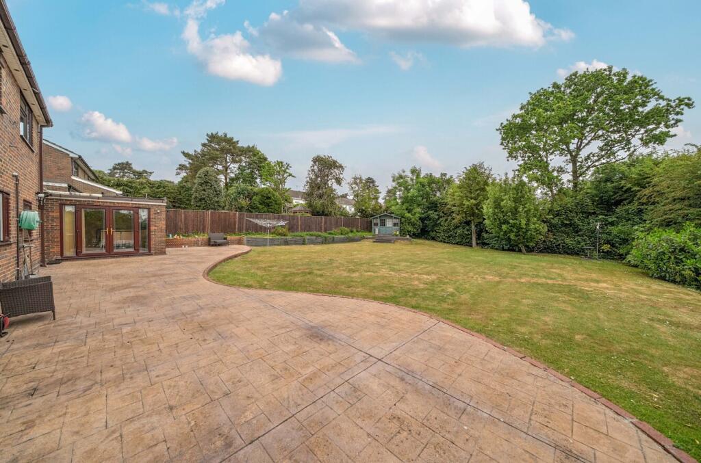 1296871-53-682dcc...