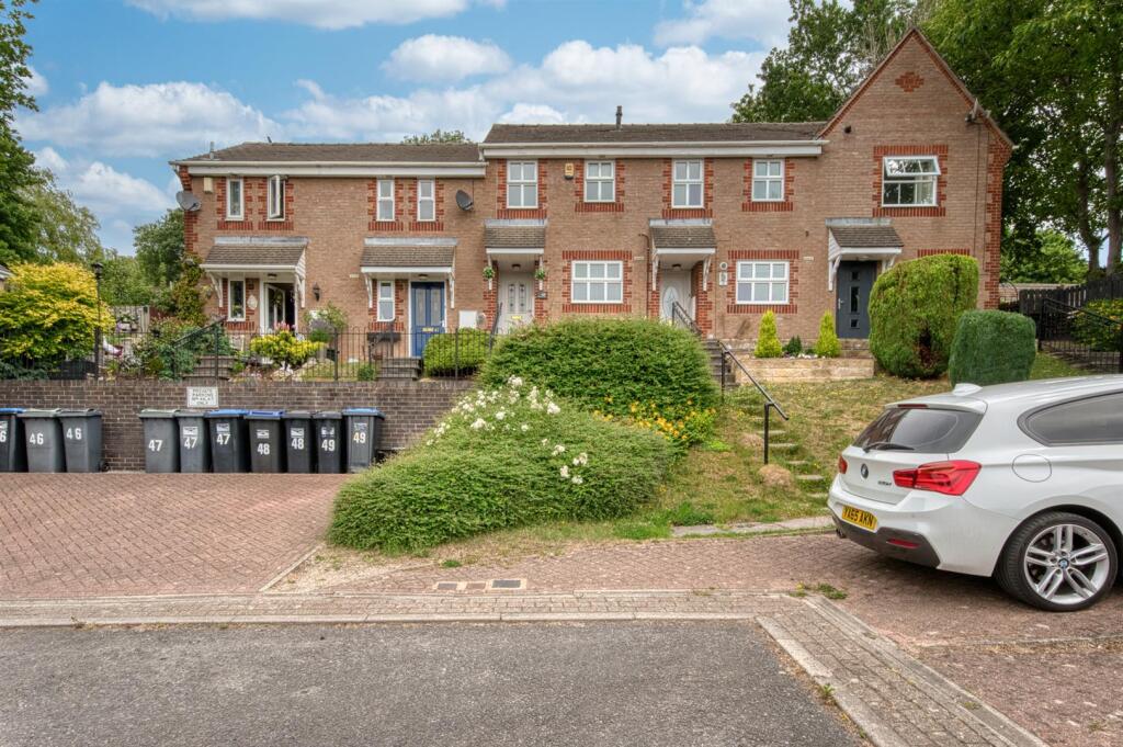 Front of the home from parking.jpg