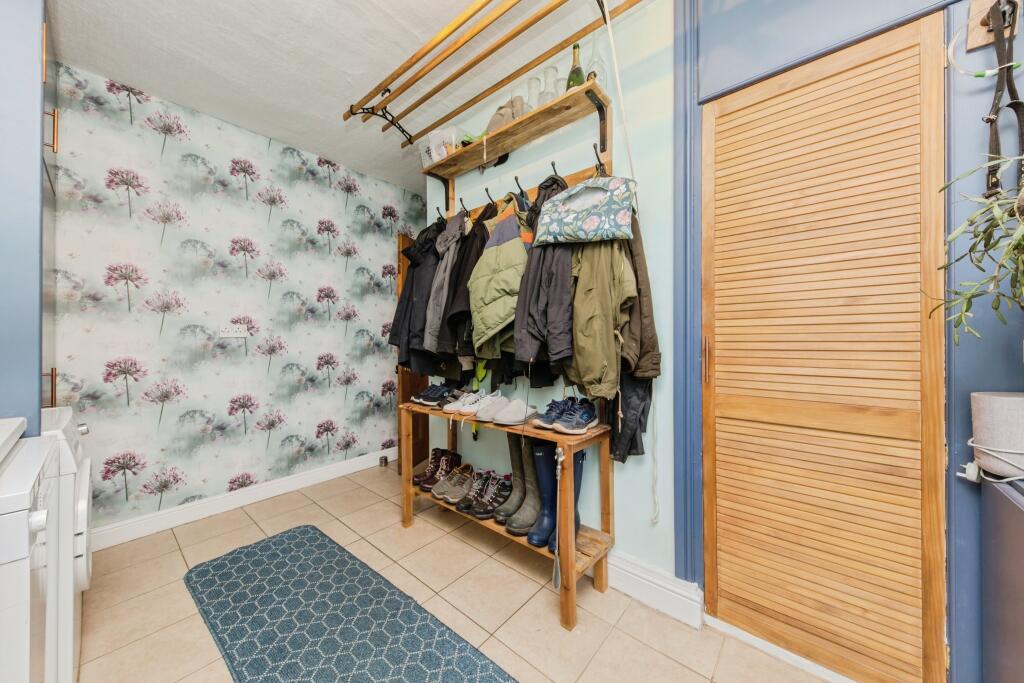Utility/Boot Room