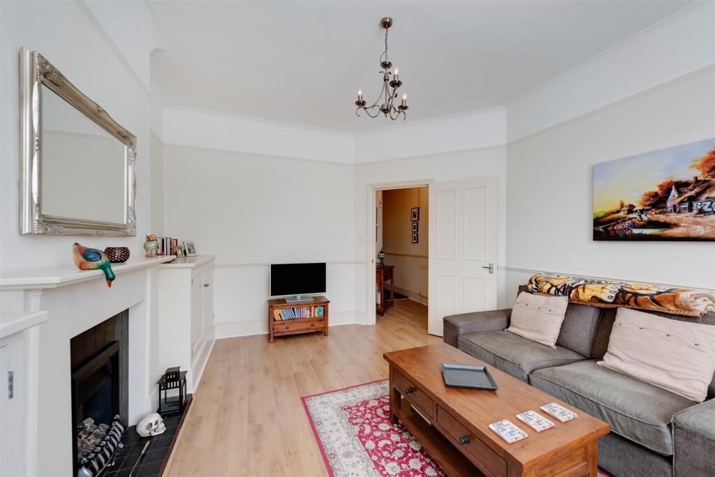 52856 Hi res (4).jpg