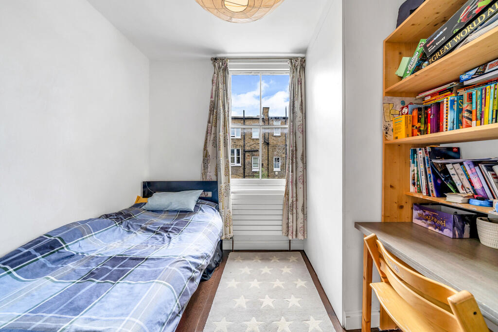 Upcerne Road, SW1...