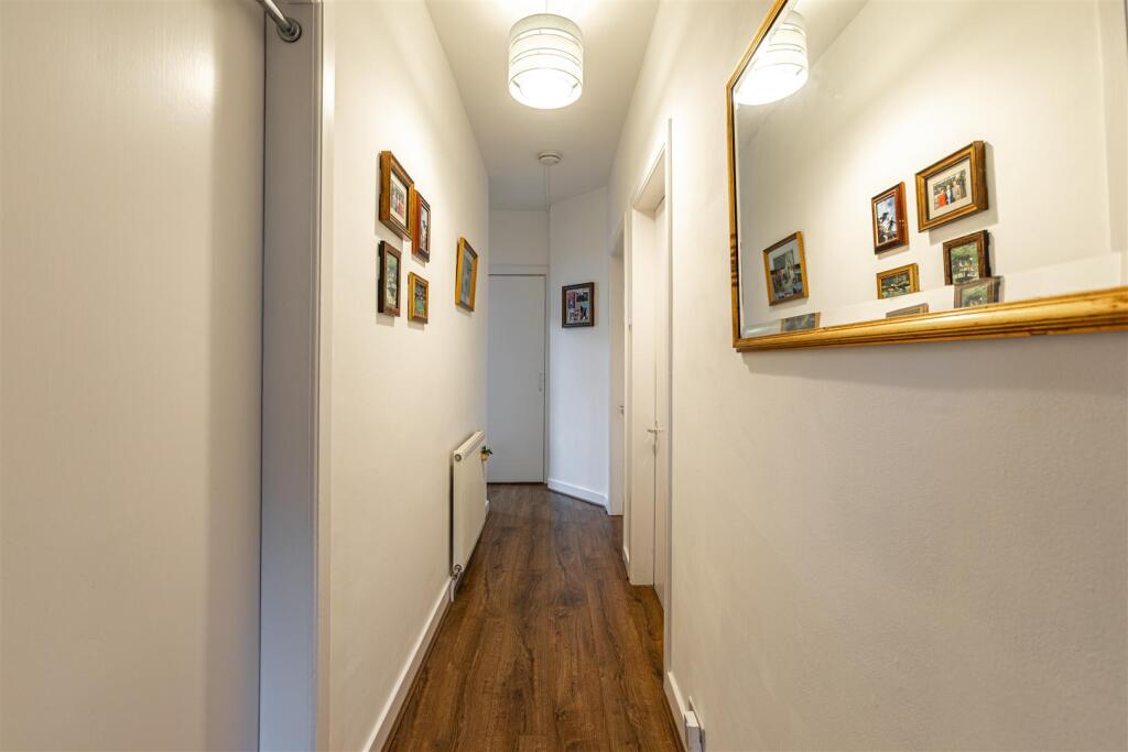 16 Eildon Crescent Newtown St Boswells 26.JPG