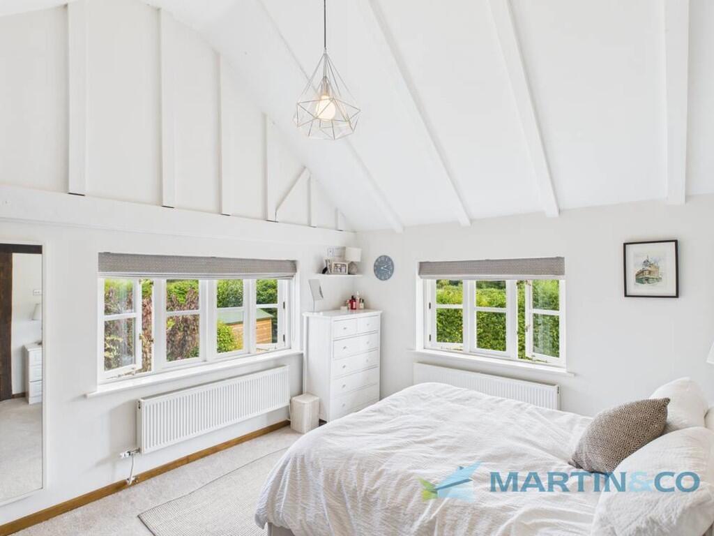 CAM02145G0-PR0073...