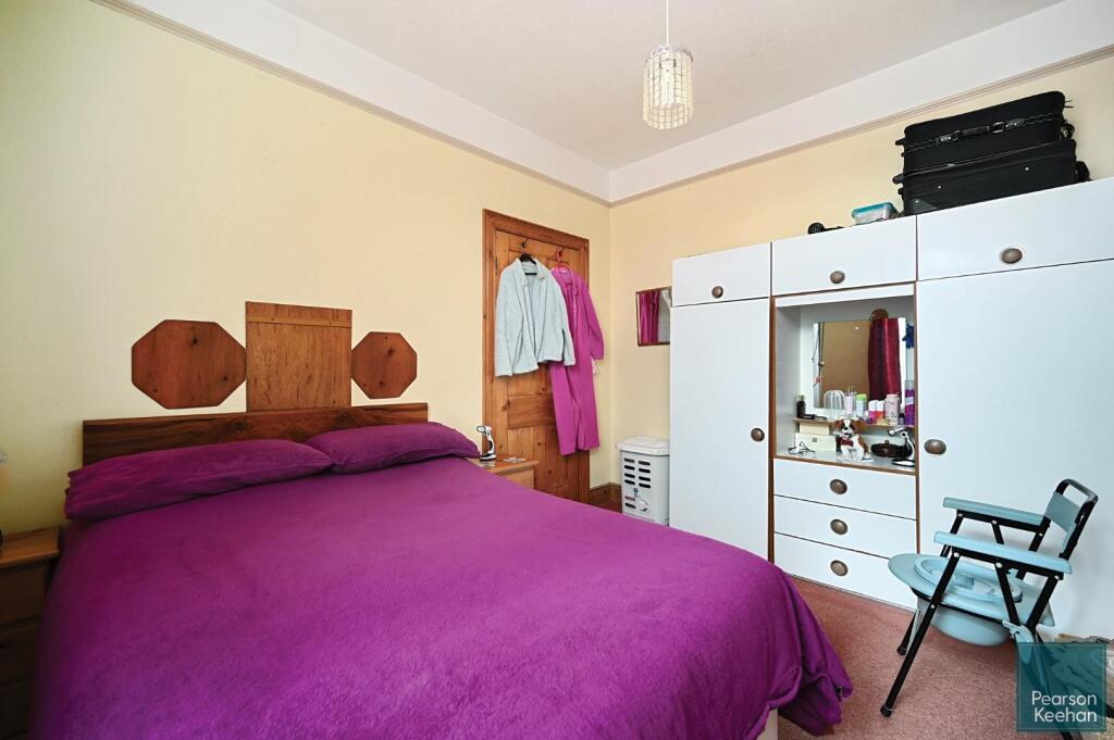 144 Springfield Road, bn1 (28).jpg