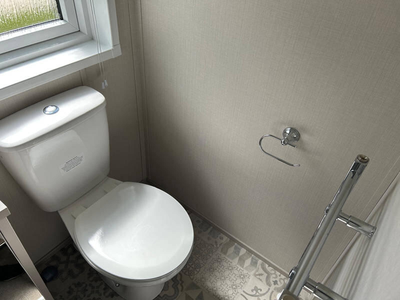Family Shower Room
