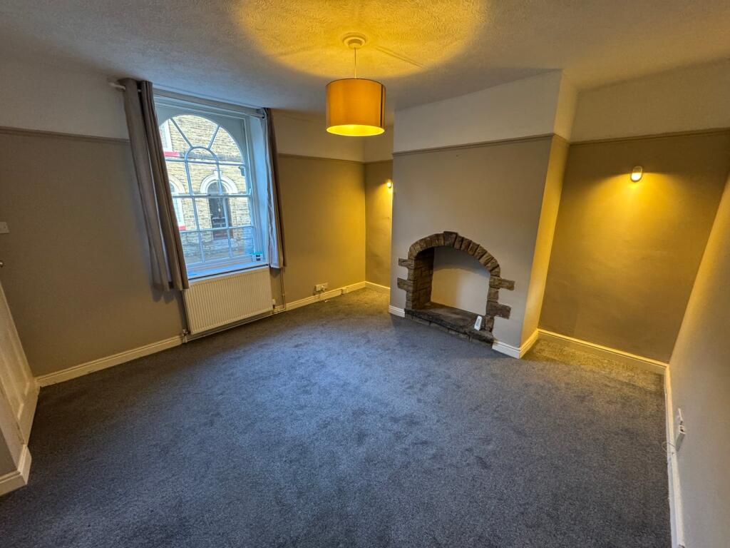 Dove Street, Saltaire, BD18