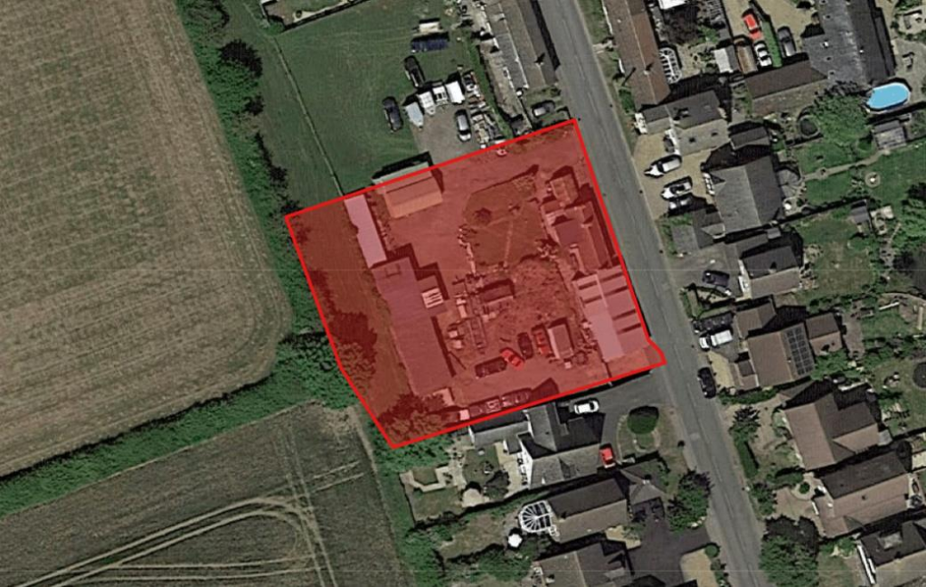 Beaumont House, Little Staughton red line.png