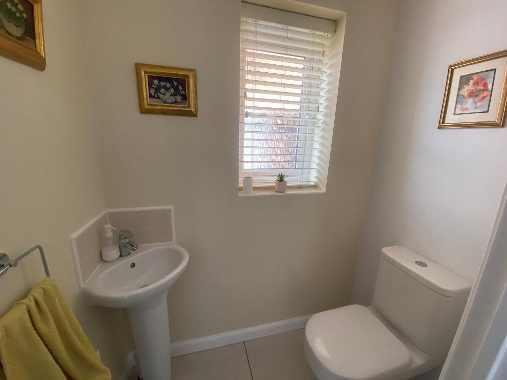GF WC