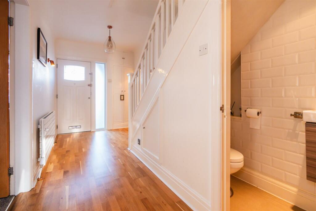 Entrance Hall Aspect 2