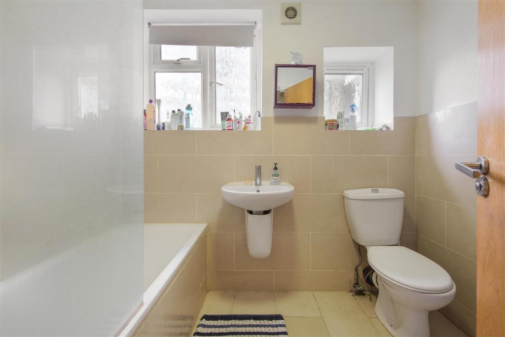 Flat 8, Wiltern Court - gBVfIhppJUuFgx83wtVS.jpg