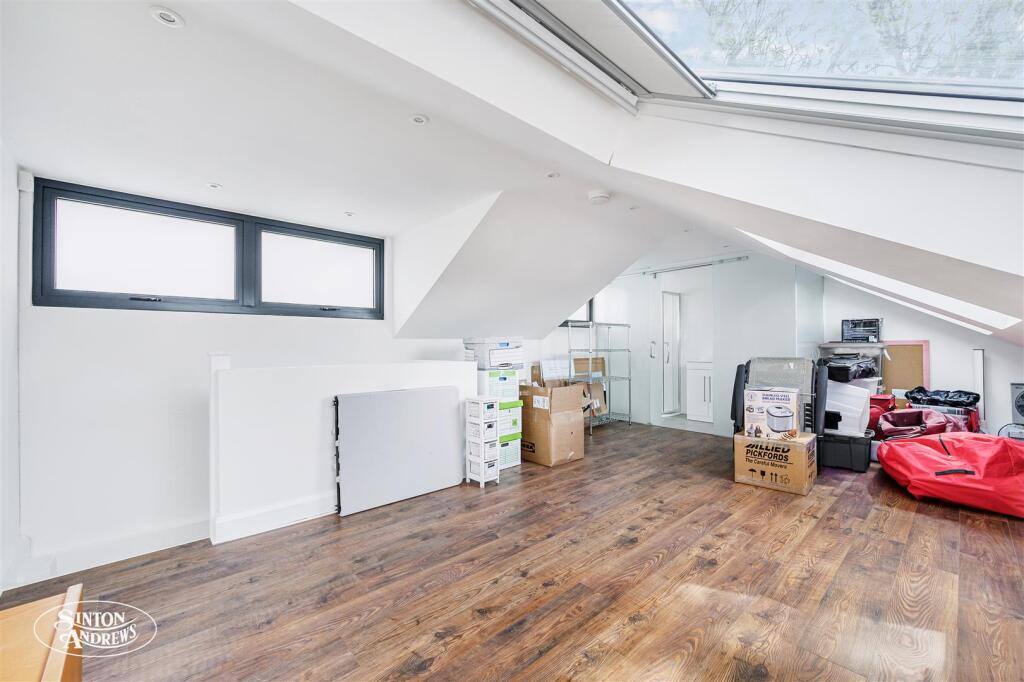 Dorincourt, Boston Gardens (30).jpg